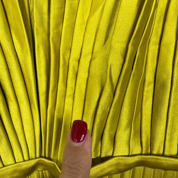 NWT Mac Duggal Pleated Plunge Neck Wide Leg Jumpsuit Chartreuse 6 #8483 - Picture 4 of 11